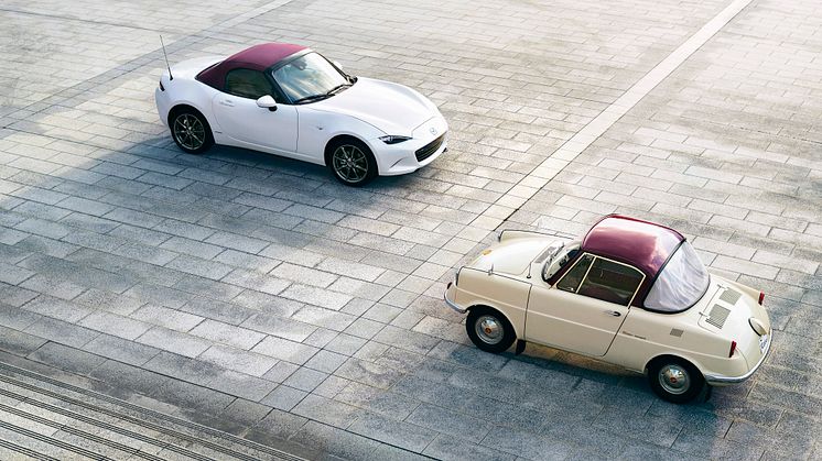 100th Anniversary MX-5 og R360 2