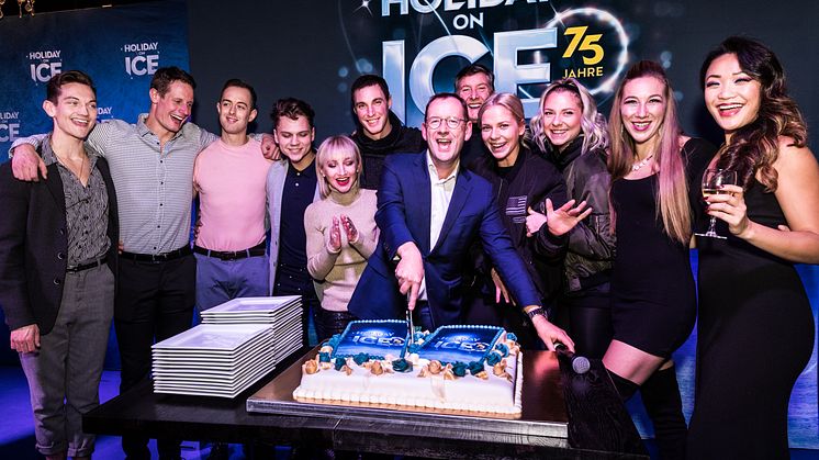 Let’s celebrate: HOLIDAY ON ICE feiert im belgischen Antwerpen Auftakt zur 75. Saison