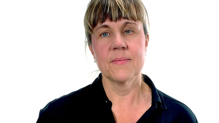 Helena_Ernlund_smittskyddsläkare_liggande.jpg