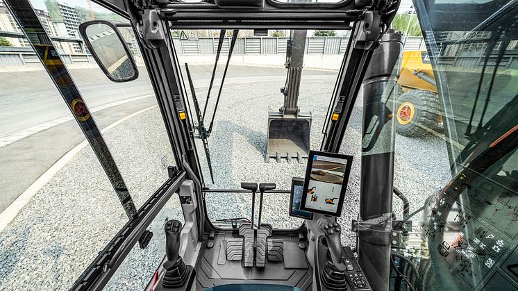 Unicontrols 3D-system integreras i Volvo grävmaskiner