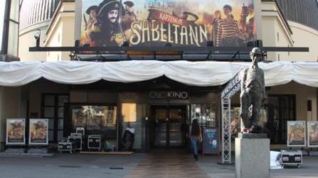Toppbanner og "planken"