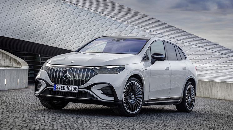Mercedes-AMG EQE SUV
