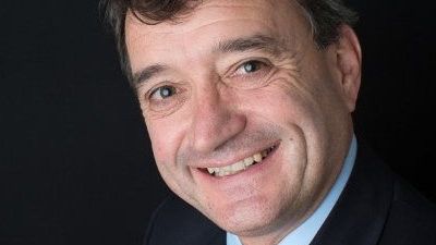 Image - Oi18 - Chair of the Ocean ICT conference track, former UK National Hydrographer and master mariner Rear Admiral Nick Lambert 