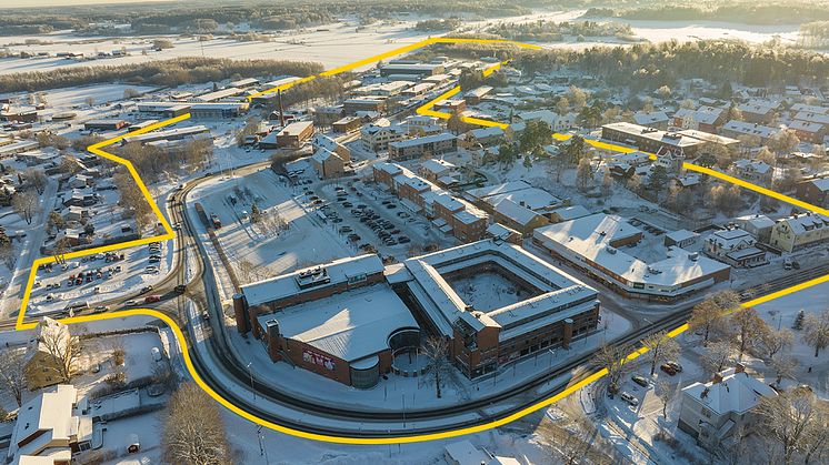 Rimbo centrum - tävlingsområdet inringat med gult streck. 