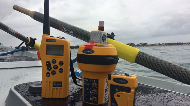 Hi-res image - Ocean Signal - Ocean Signal has supplied ocean rowing team Carbon Zerow with four rescueME PLB1s, a SafeSea E100G EPIRB and a SafeSea V100 VHF radio