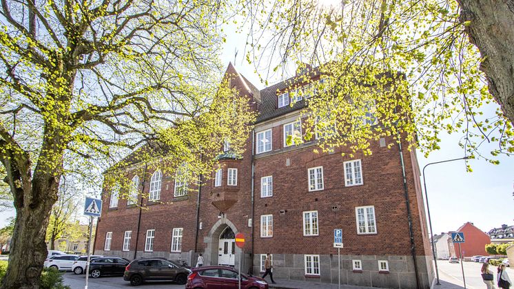 Den gamla Parkskolan i Ängelholm har åter fått nytt liv