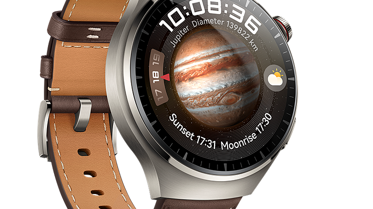 WATCH 4 Pro_Product Image_Dark brown_ front left_PNG_RGB