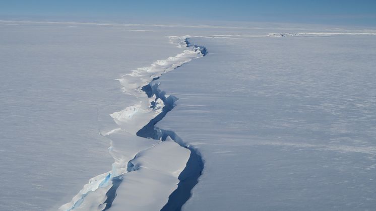 Chasm 1 in the Brunt Ice Shelf (credit Jan De Rydt)