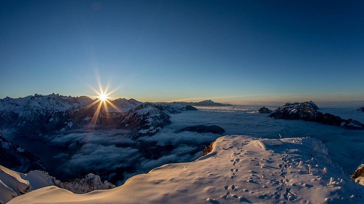 Sonnenuntergang Stoos Fronalpstock Winter 