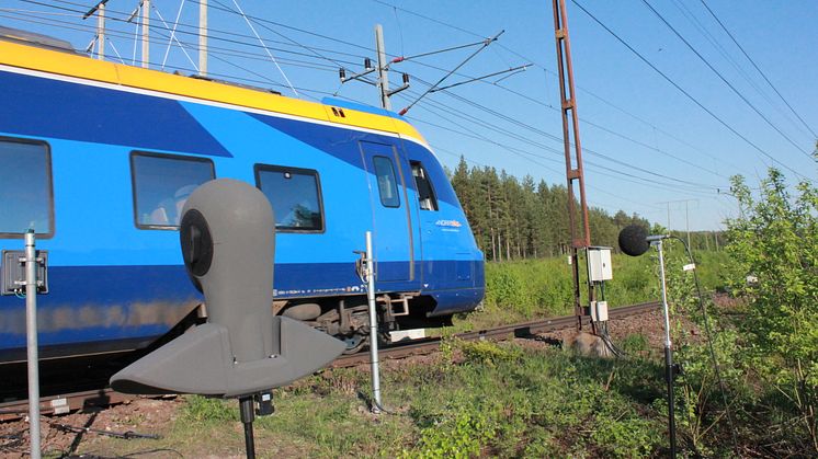 Tågtrafik med smörja i spåren