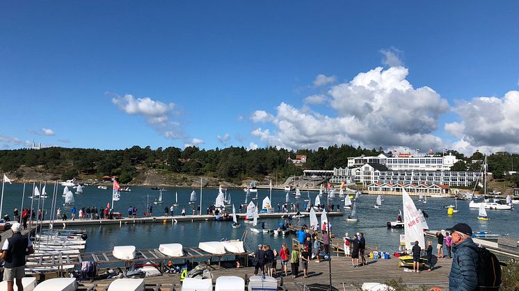 Fantastiska förhållanden under 2018 års upplaga av Lilla Tjörn Runt i Stenungsund. Foto Carin Kling