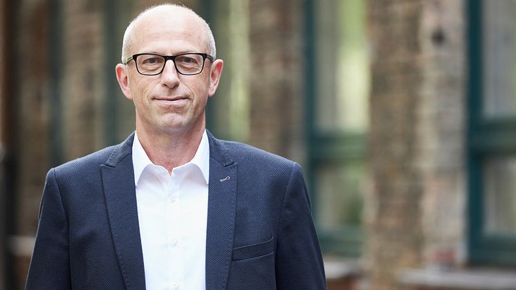 Jens Zeller, Geschäftsführer von idem telematics, referiert beim Zukunftskongress Nutzfahrzeuge