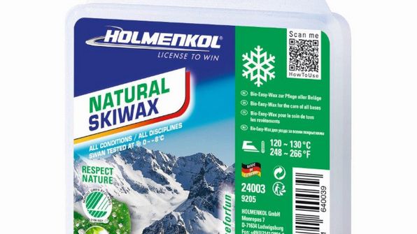 Produsenten Holmenkol kan nå, som den første i verden, tilby svanemerket glider. Den er et godt valg for alle som vil unngå fluorstoffer og en rekke andre problematiske stoffer i skivoks. (Foto: Produsenten)