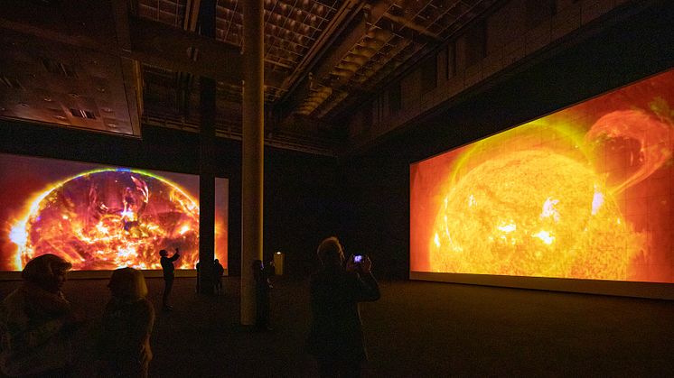 Installation view Ryoji Ikeda. data-verse Kunstmuseum Wolfsburg