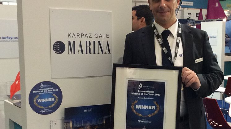Deniz Akaltan erhält den TYHA International Marina of the Year Award 2017 auf der London Boat Show, Donnerstag, den 12. Januar.