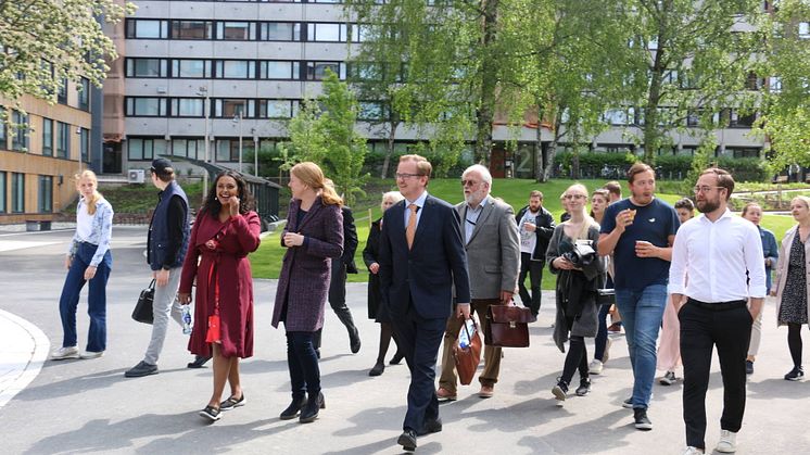 Omvisning på nye uteområder Kringsjå Studentby