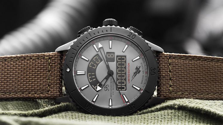Sjoo_UTC_Skydiver_LE21_05.jpg