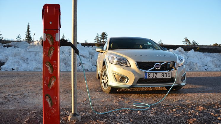 Laddstolpe för elbil till ditt företag