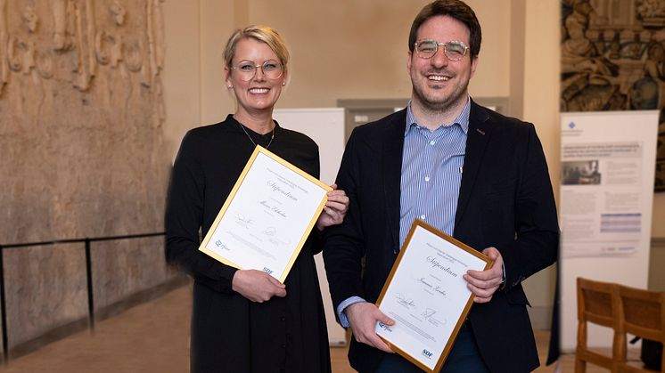 Maria Ekholm o Ioannis Zerdes liggande 220324