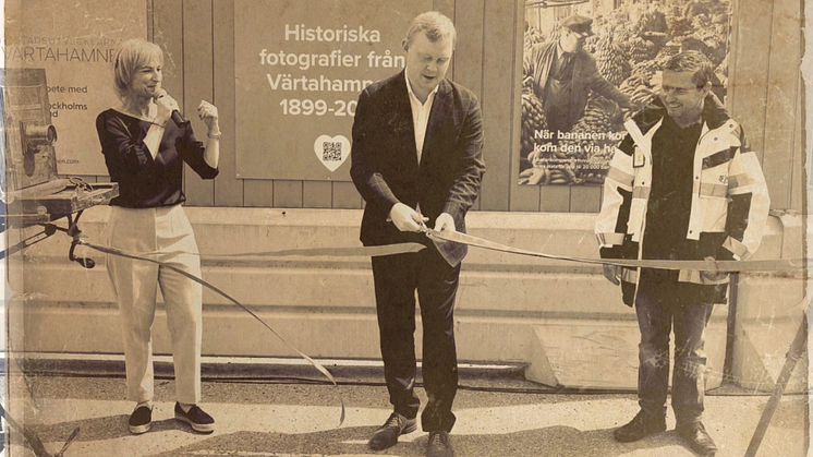 På bilden: Kristina Alvendal, Stadsutvecklarna i Värtahamnen, Dennis Wedin (M), bostads- och fastighetsborgarråd i Stockholms stad och Thomas Andersson, VD för Stockholms Hamnar.