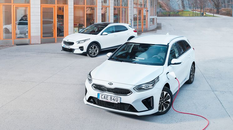 Kia Ceed SW PHEV_Kia XCeed PHEV