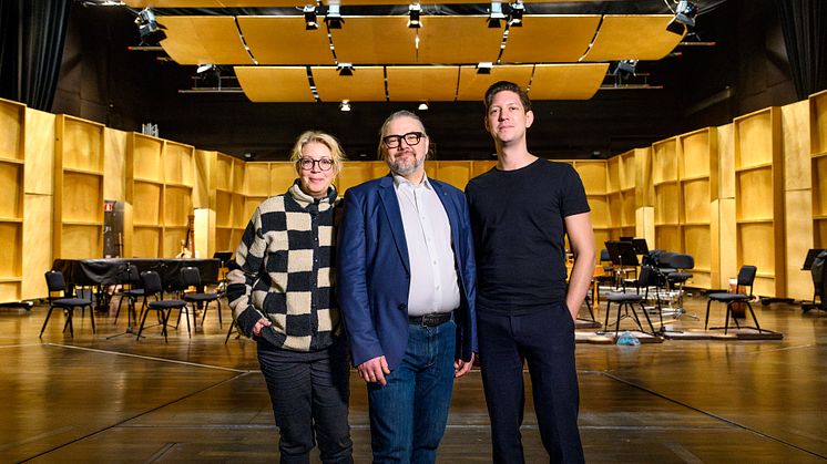 Marita Henningsdotter Lovnér, musikchef Musik Västernorrland, Anders Uddén, förvaltningsdirektör på Kultur- och fritidsförvaltningen, Sundsvalls kommun, och Kristoffer Berglund teaterchef Teater Västernorrland. Foto: Lia Jacobi