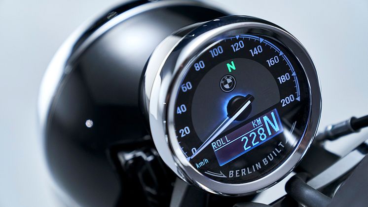 BMW R 18
