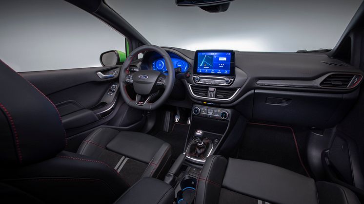 2021_FORD_FIESTA_STUDIO_INTERIOR_19