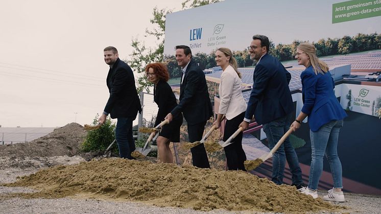 Video: Symbolischer Spatenstich für das LEW Green Data Center 