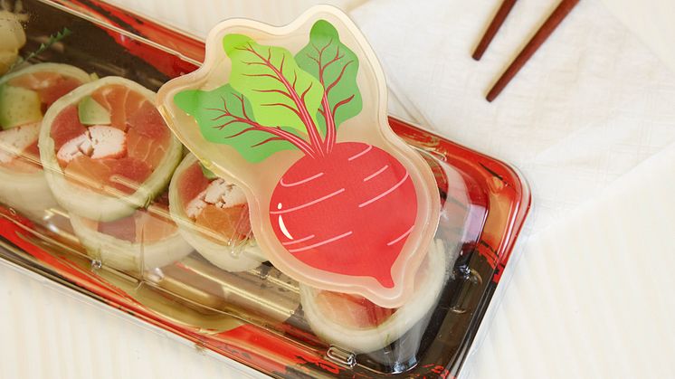 HW45_BEET HOTCOLD PACK_ACTION.jpg