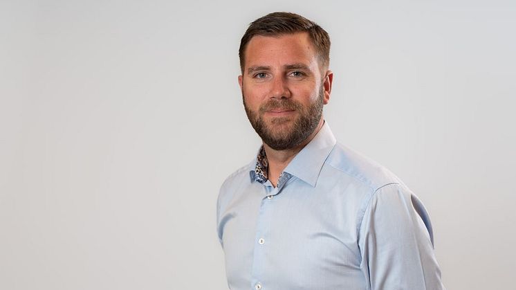 Henrik Hopp webformat.jpg