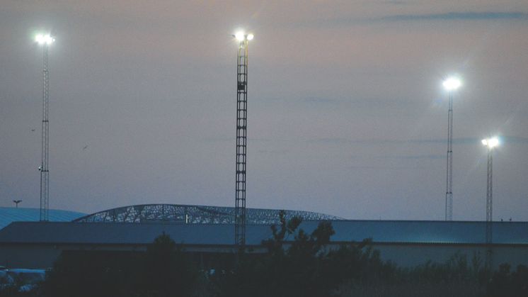 Halmstad Hamn miljösatsar med LED mastbelysning på biluppställningsyta
