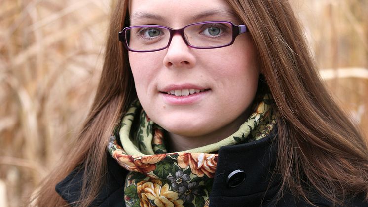 Författarporträtt: Thérèse Eriksson (fotograf: Kristin Carlén)