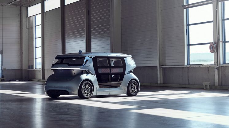 NEVS visar sin första prototyp av den nya autonoma bilen Sango som är grunden i deras mobilitetslösning för delade resor. 