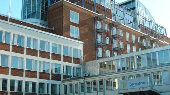 Fastigheten "Läkaren 1" på Lasarettsvägen 9 i Trollhättan där Realgymnasiet kommer att starta hösten 2019.