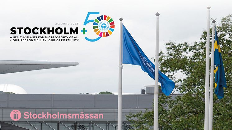 FN-flaggan hissad när Stockholm+50 öppnar på Stockholmsmässan 
