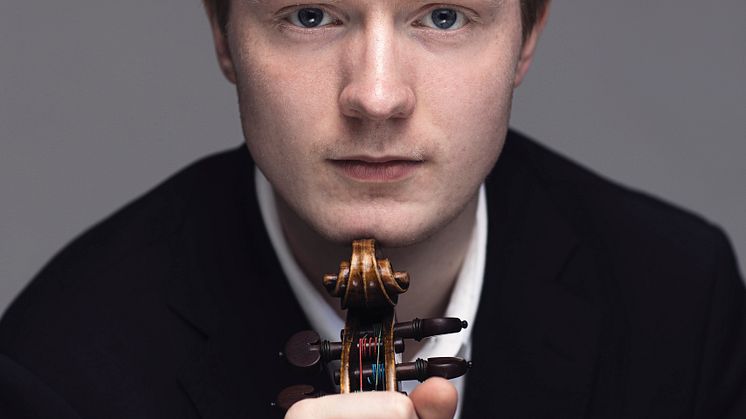 Eivind Holtsmark Ringstad 