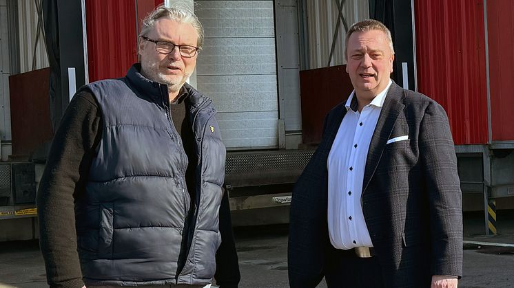 Avgående vd Mats Söderström tillsammans med Peter Möller, ny vd på Klimat-Transport och Syd Frys