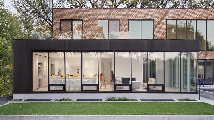 The design of the home, which 1x1 dubbed the Dunkirk Residence, is significantly informed by its river lot location. 