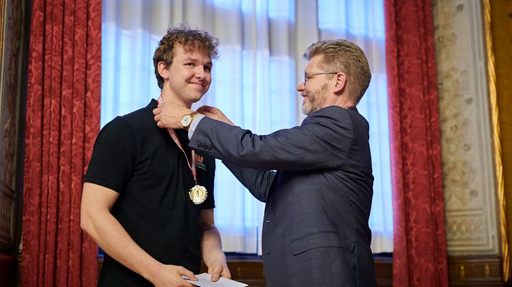 Elektriker Emil Eigenbrod og overborgmester Frank Jensen