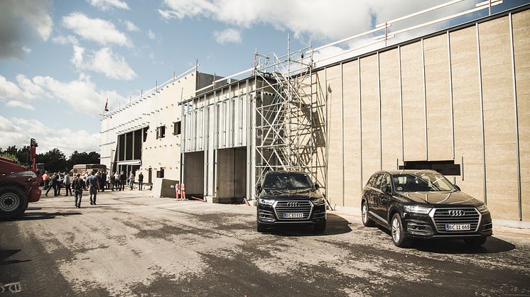 Rejsegilde hos Audis nye, eksklusive bilhus