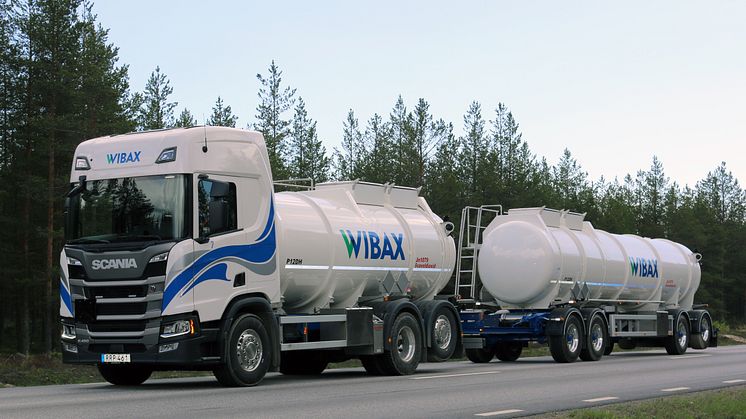 Här ser ni en av Wibax nya tankbilar som kommer att leverera Svaveldioxid till kunder.