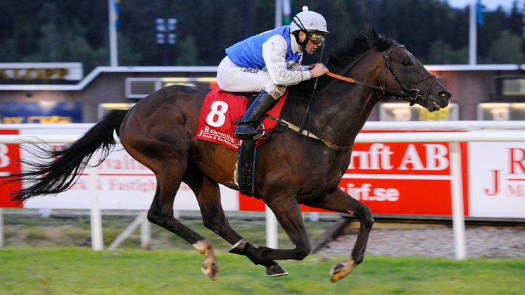 IKC Fonder Stockholms Stora Pris (Gr 3) toppar storloppskvällen på Täby Galopp 