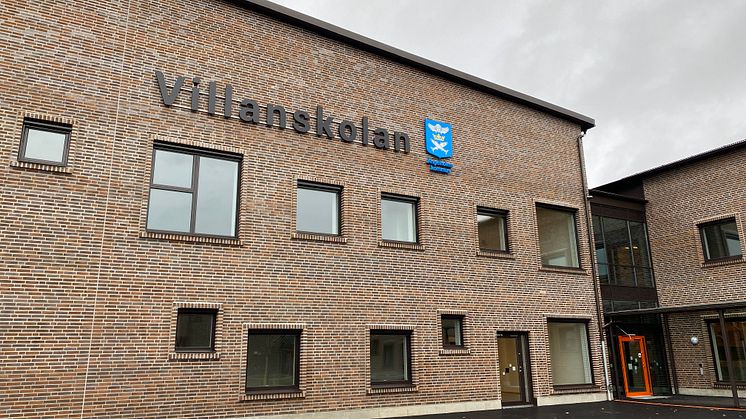 Villanskolan, exteriör