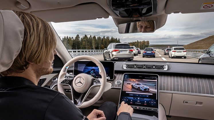 Mercedes-Benz får grønt lys til at lancere modeller med førerløs kørsel i Tyskland