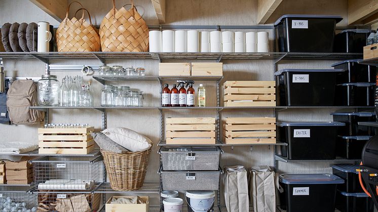 Elfa_Garage_Storage_Interior_Click-in_system_Classic_2022_01_10