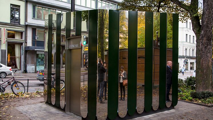 Invigning tillgänglighetsanpassad gatutoalett Humlegården
