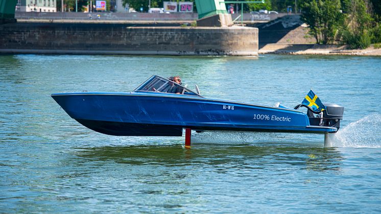 Candela C-7