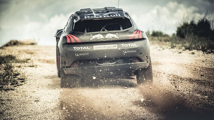 Peugeot 2008 DKR test Frankrike_02