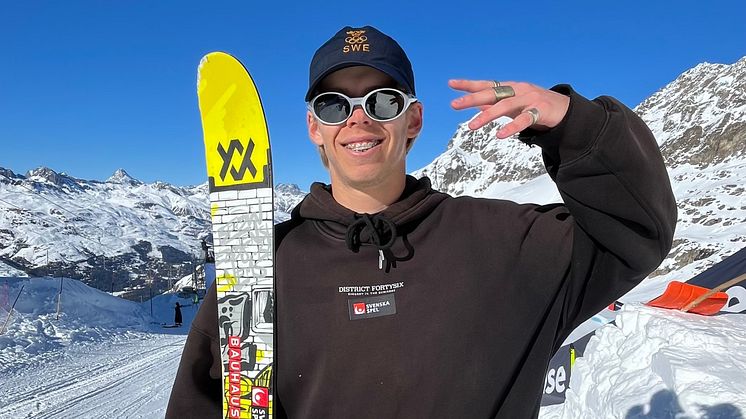 Axel Burmansson efter att han säkrat en plats till VM-finalen i slopestyle. Foto: Oscar Wester/SSF. 